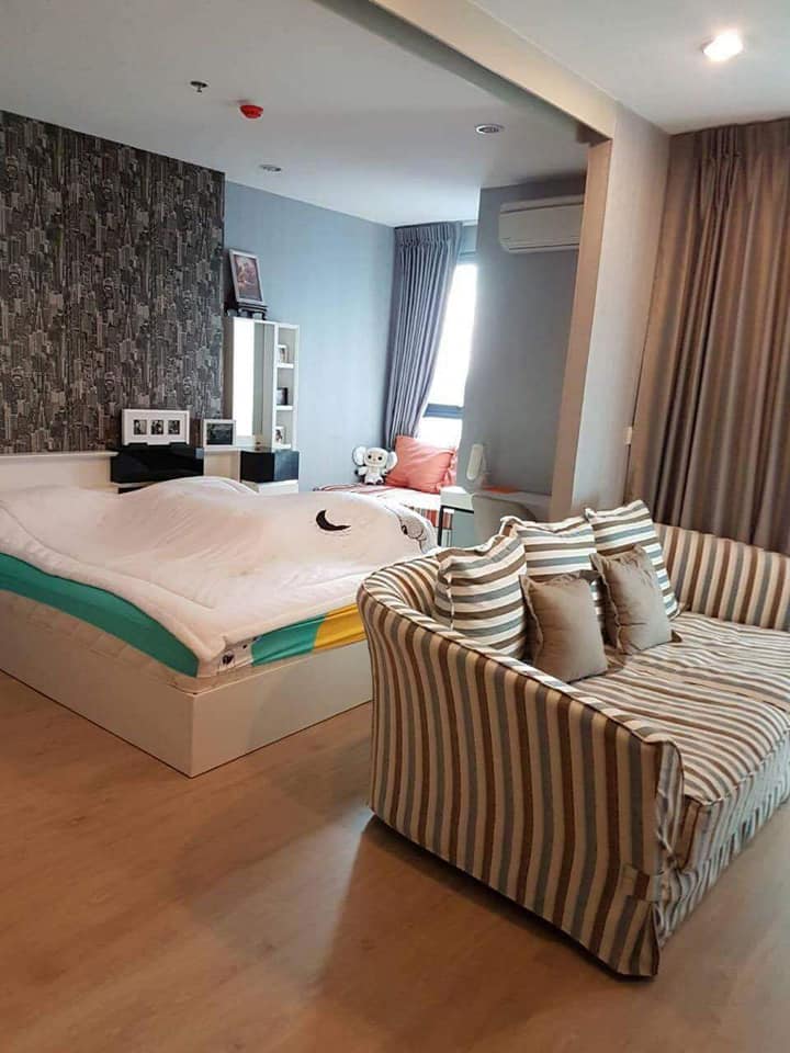 For RentCondoSiam Paragon ,Chulalongkorn,Samyan : Ideo Q Chula - Samyan【𝐑𝐄𝐍𝐓】🔥Minimalist style room, extremely cozy, less is more, fully furnished. Amenities are ready. Near Samyan Mitrtown Ready to move in in August!! 🔥 Contact Line ID : @hacondo