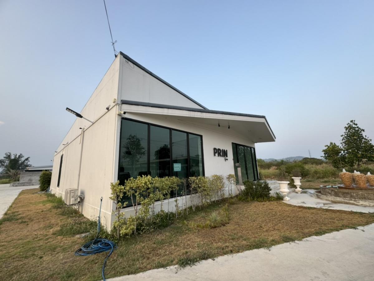 For RentOfficeHuahin, Prachuap Khiri Khan, Pran Buri : 1-storey house or office with parking space in the middle of a mountain, usable area 180 sq m. or can be used as a house