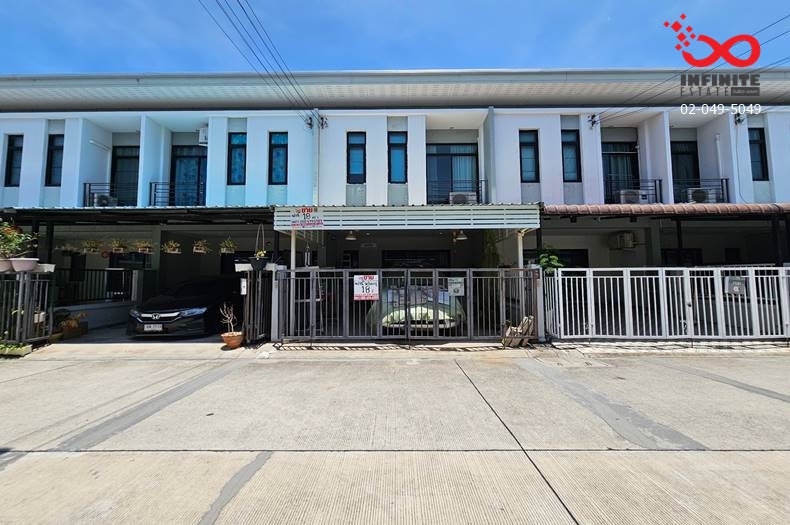 For SaleTownhousePattaya, Bangsaen, Chonburi : Townhome for sale, 2 floors, 18.1 square wah, Grandity Bay Village, Ang Sila, Chonburi.