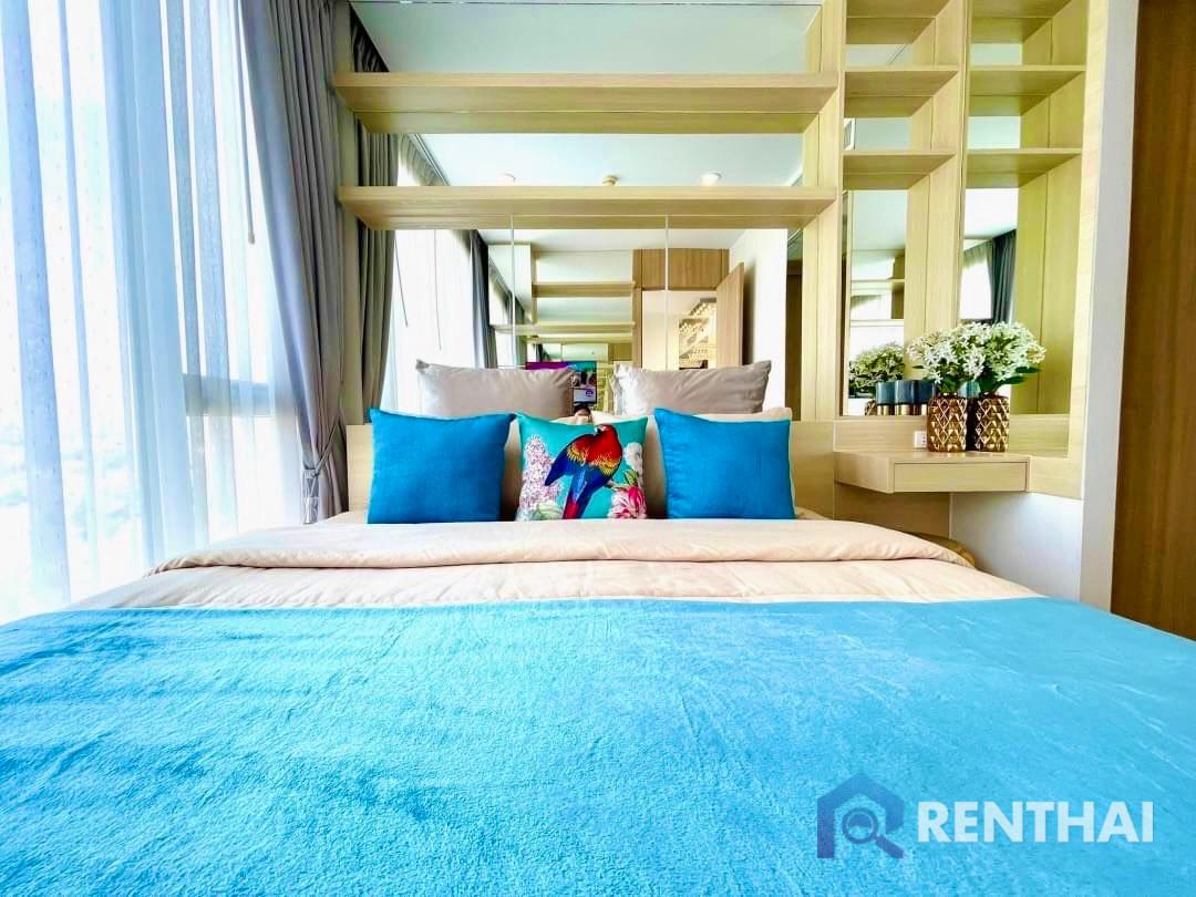 For SaleCondoPattaya, Bangsaen, Chonburi : Riviera Wongamat! Luxury condo for sale  just 4.6Baht