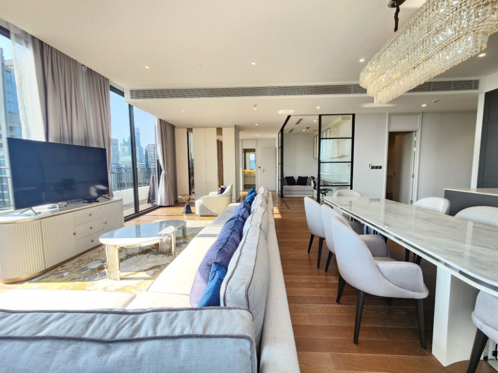 For SaleCondoWitthayu, Chidlom, Langsuan, Ploenchit : ♦ Rare Unit Penthouse ♦ 25+ Floor, 4 Beds | 254.50 sq.m. | Near BTS Ploenchit 3 mins., MRT Lumpini 4 mins.