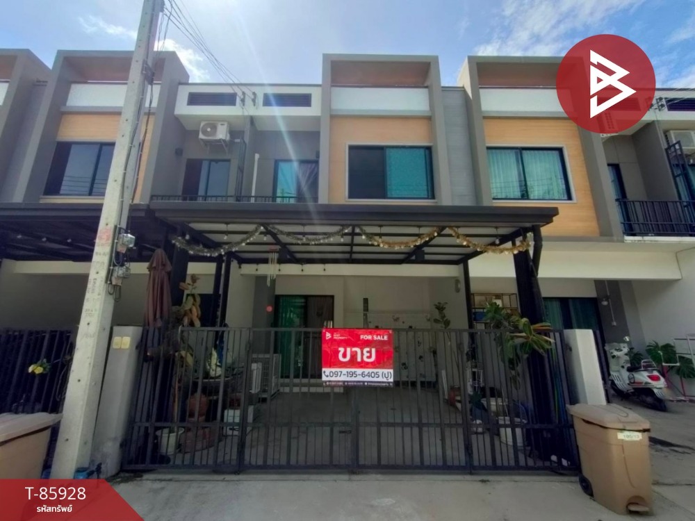 For SaleTownhousePathum Thani,Rangsit, Thammasat : Townhouse for sale Esgate Town Village, Ratchaphruek-Tiwanon, Bang Khu Wat, Pathum Thani