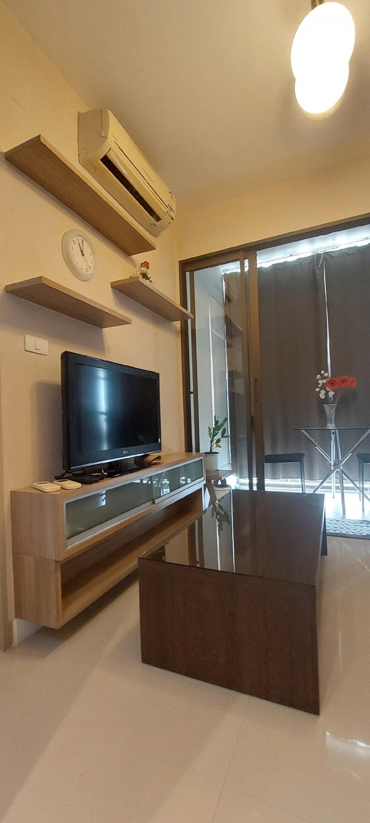 For SaleCondoOnnut, Udomsuk : Condo for sale, 1 bedroom, high floor, good view at Ideo Mix Sukhumvit 103, next to BTS Udomsuk, very close to the BTS.