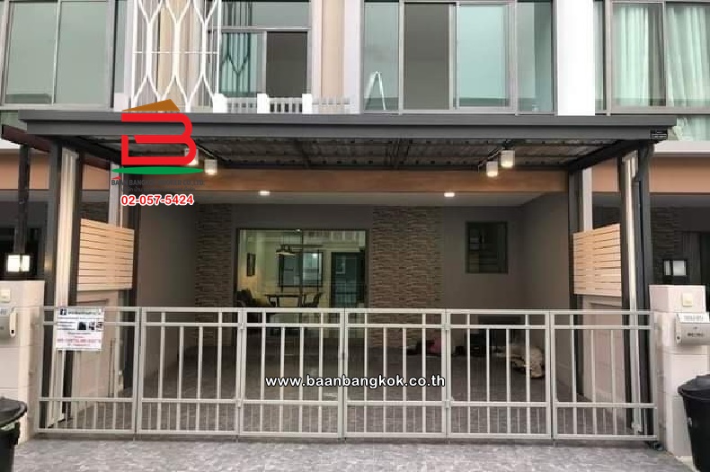 For SaleTownhousePattanakan, Srinakarin : Townhome, The Metro Rama 9-Krungthep Kreetha project, area 19.7 sq m, Soi Rat Phatthana 15, Intersection 1, Saphan Sung Subdistrict, Saphan Sung District, Bangkok.