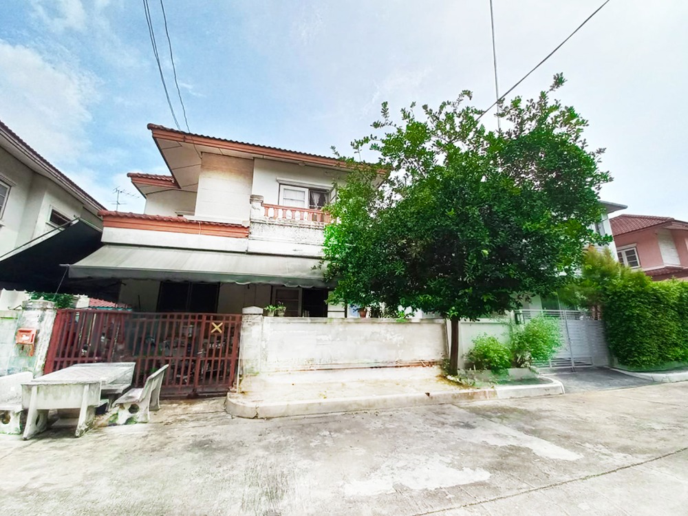 For SaleHouseChaengwatana, Muangthong : Urgent sale, 2-story detached house, 32 sq m, Ying Ruay Niwet Village. Prachachuen-Pak Kret