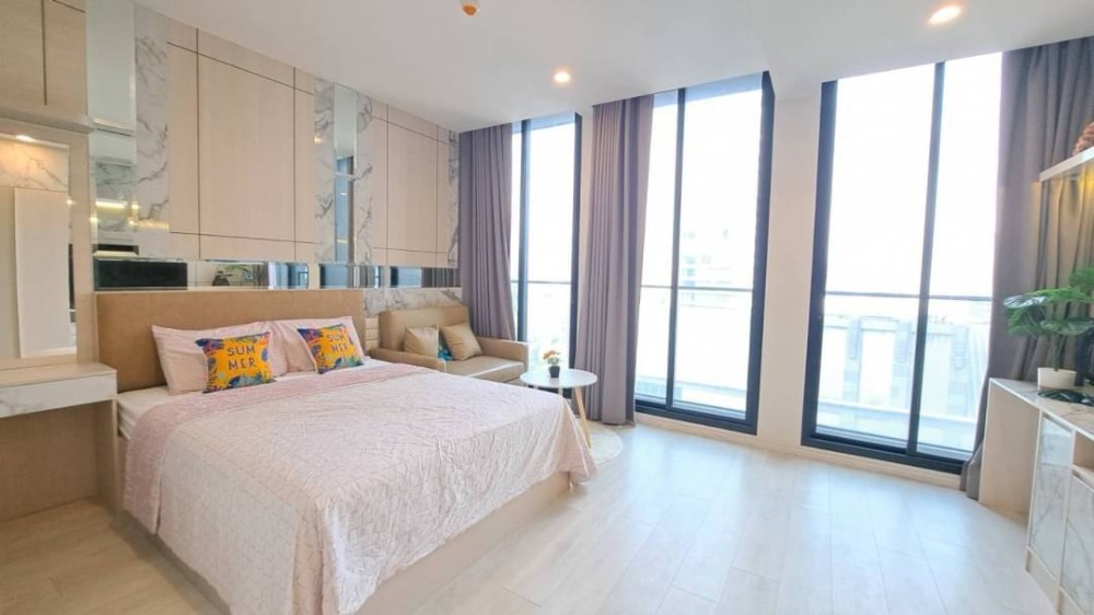 For SaleCondoWitthayu, Chidlom, Langsuan, Ploenchit : ● Nice Decoration ● C Tower, 25+ Floor, type A12 | 44.56 sq.m. 1 bed | Condo skywalk connect to BTS ploenchit and Central Embassy.