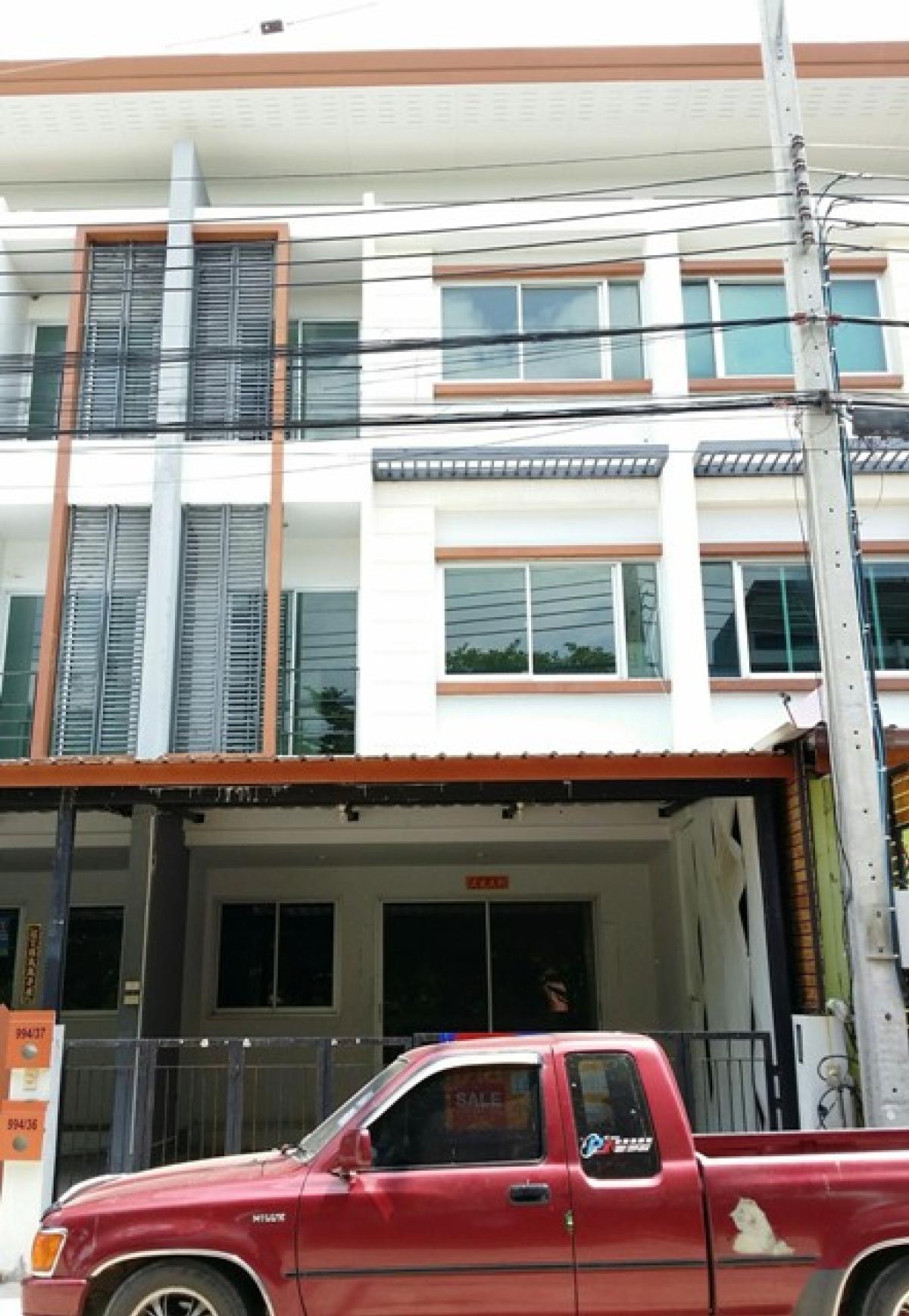 For SaleTownhouseLadkrabang, Suwannaphum Airport : 💝 Townhouse Thap Yao, special price! 💝