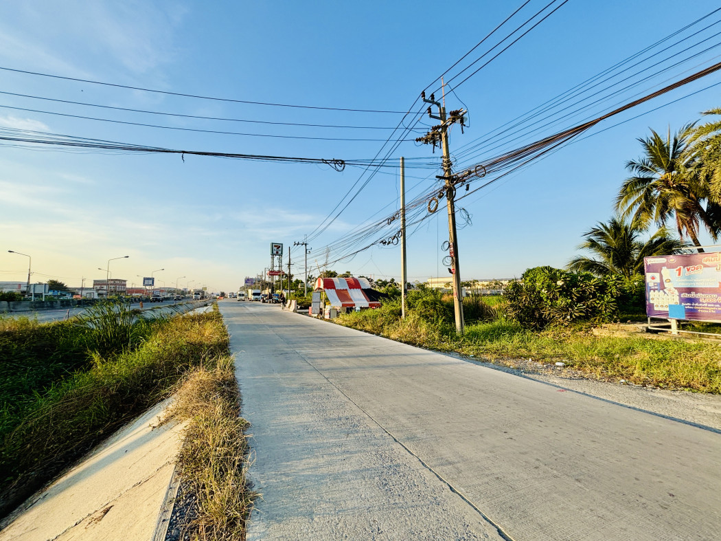 For SaleLandNonthaburi, Bang Yai, Bangbuathong : Land for sale next to Bang Bua Thong-Suphan Road, size 135 rai 3 ngan 83 sq m, convenient travel.