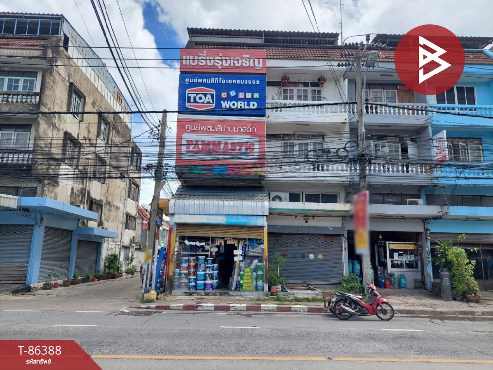 For SaleShophouseSamut Prakan,Samrong : Commercial building for sale, 4 floors, Soi Bearing 38, area 19 sq m, Samrong Nuea, Samut Prakan.