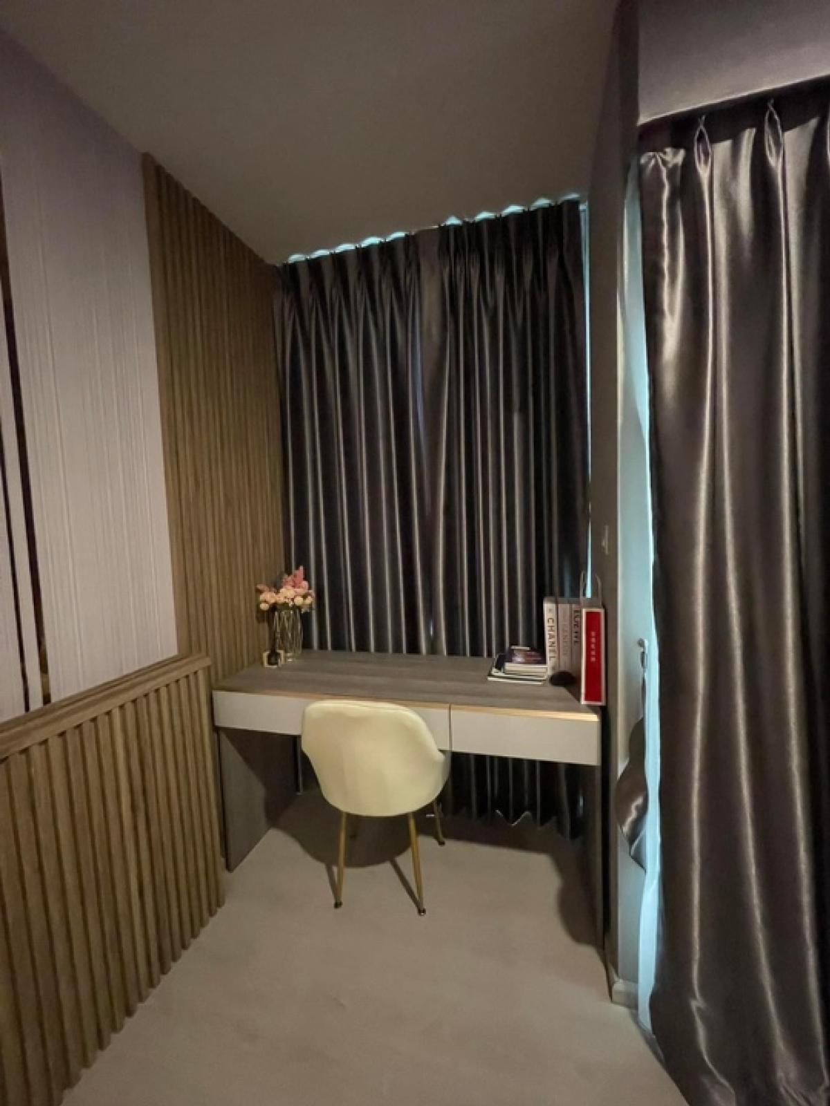 For SaleCondoVipawadee, Don Mueang, Lak Si : Knightsbridge Phahon Yothin - Interchange, room size 32.85 sq m, beautifully decorated, complete with furniture and electrical appliances