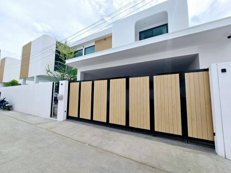 For RentHouseChiang Mai : Luxury house for rent with private pool near by 5 min to Big C Mae Hia, No.9H758