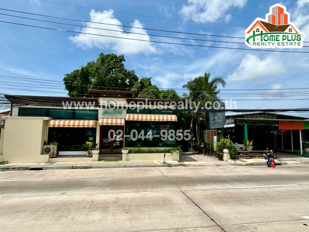 For SaleLandRayong : Land with buildings near Mega Home Ban Chang Rayong, area 1 rai 3 ngan 94.8 square wah (good location next to Sukhumvit Road)