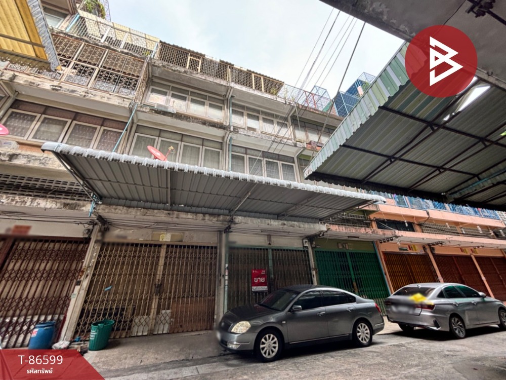 For SaleShophouseSilom, Saladaeng, Bangrak : Commercial building for sale, 4 floors, 2 units, area 13 sq m, Bang Rak, Bangkok.