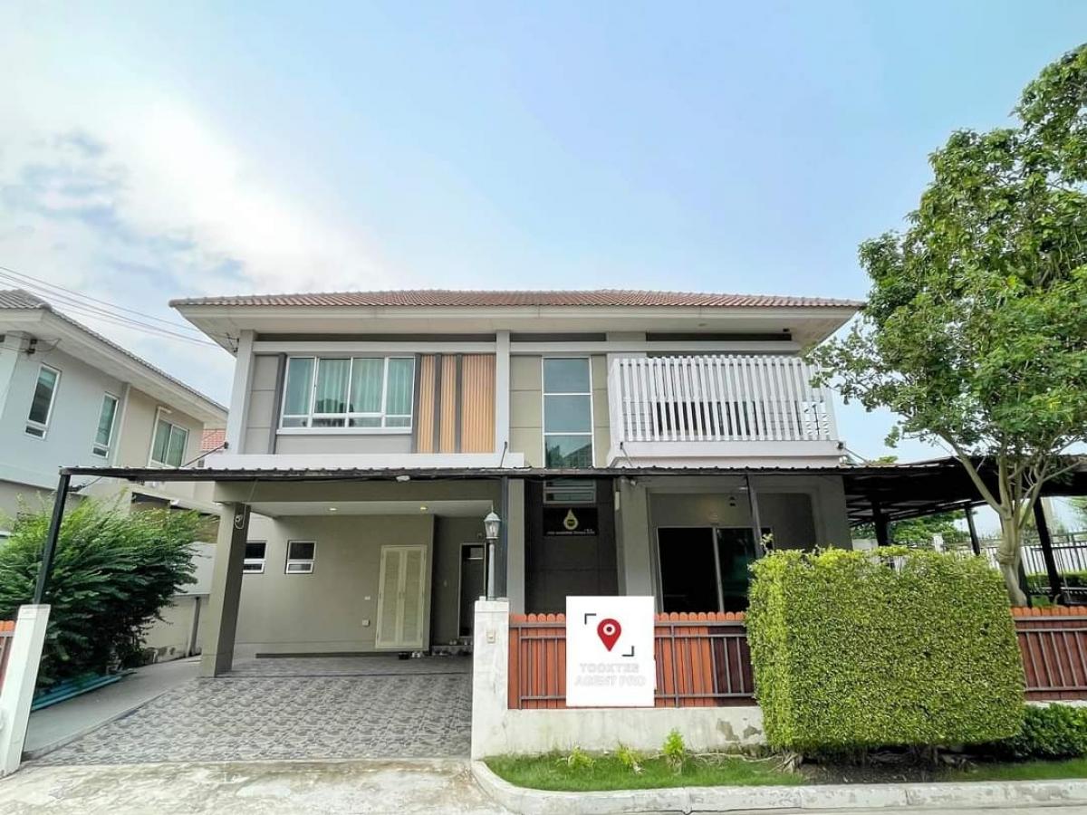 For SaleHouseLadkrabang, Suwannaphum Airport : House for sale on On Nut, Prawet, Life Village, Bangkok Boulevard, Wongwaen On Nut, 2 houses on the inside, in front of the house next to the garden, 62.3 sq m.