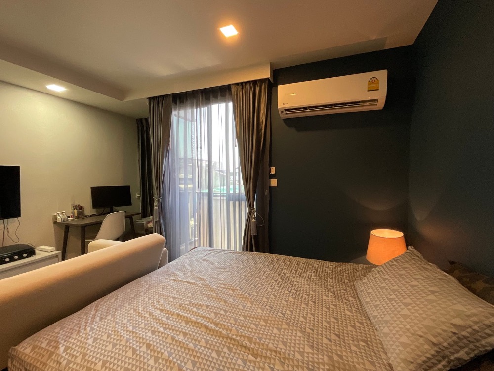 For SaleCondoRatchathewi,Phayathai : Maestro 14 Siam - Ratchathewi【𝐒𝐄𝐋𝐋】🔥Here it is, a luxurious, simple room, Muji style, can hold a lot of stuff, fully furnished. Amenities are ready. Near Samyan Mitrtown Ready to move in, don't miss it!! 🔥 Contact