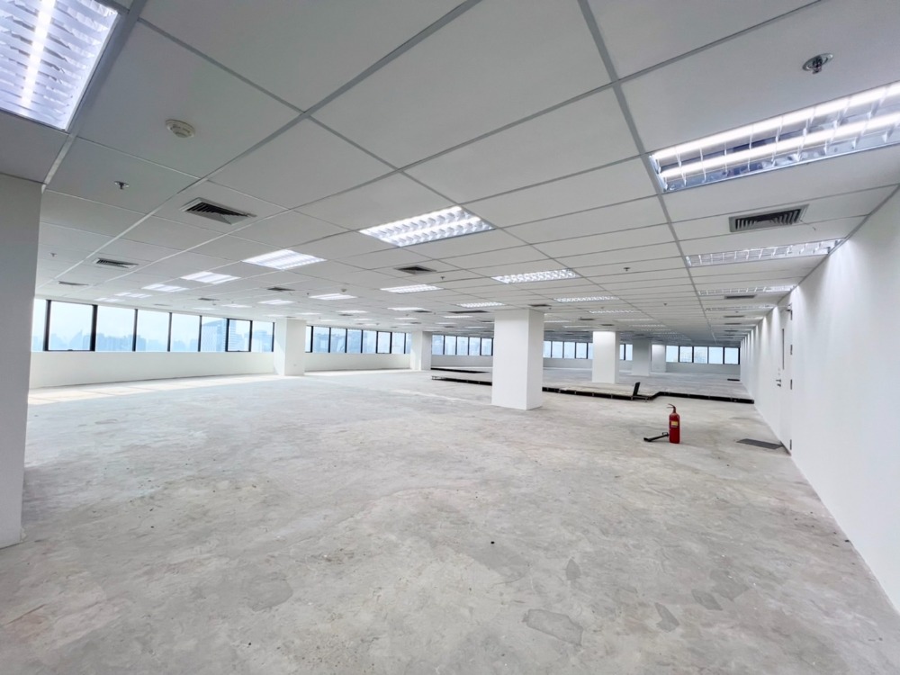 For RentOfficeRama9, Petchburi, RCA : Office for rent Italthai tower 32 th floor 1,029 sq.m.