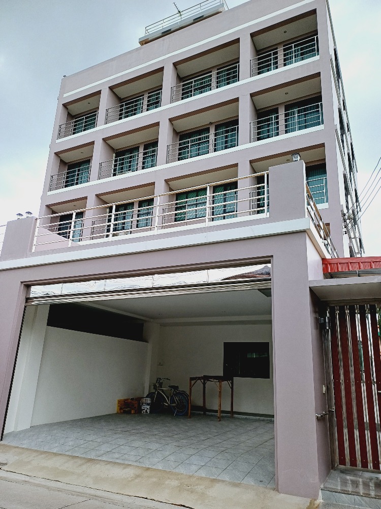 For RentHome OfficeLadprao101, Happy Land, The Mall Bang Kapi : For rent, 5-story home office, newly built 🔥 There is a passenger elevator, Lat Phrao 110, near BTS Yellow Line 600 m. Can register a company, near Lat Phrao Hospital, The Mall Bangkapi, along Ramintra Expressway, Town in Town.