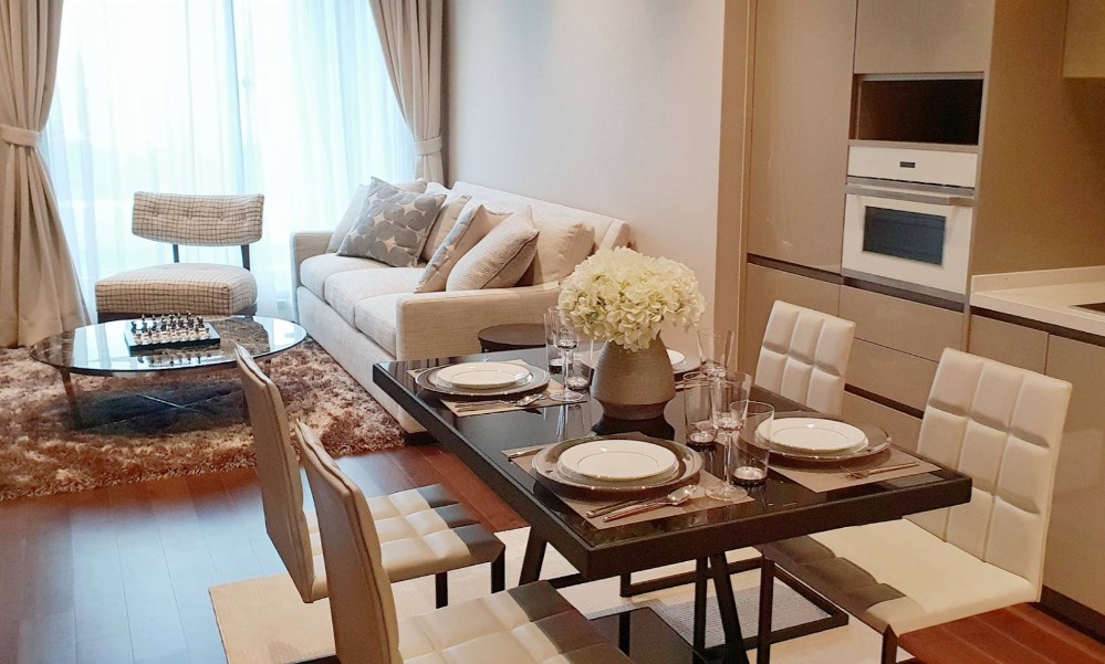 For RentCondoSukhumvit, Asoke, Thonglor : Condo for rent, The Diplomat 39, near BTS Phrom Phong, 100 meters.