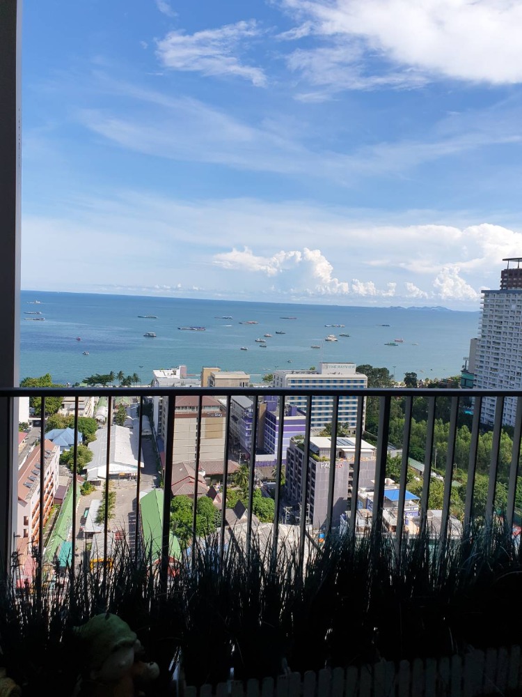 For SaleCondoPattaya, Bangsaen, Chonburi : For Sale condo The Base Central Pattaya 2beds room (S03-0752 )