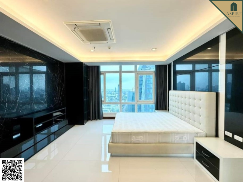 For RentCondoSukhumvit, Asoke, Thonglor : [For Rent] The Height Condo Penthouse on the 26th floor, highest floor of the building