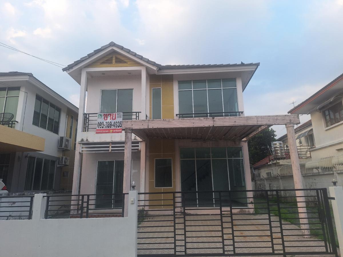 For SaleHouseBang kae, Phetkasem : ghd000265 2-story detached house for sale, behind Chananthon Green Ville, Bang Bon 3, area 60 sq m, 3 bedrooms, 3 bathrooms, house never lived in. Someone comes to take care of you every month.