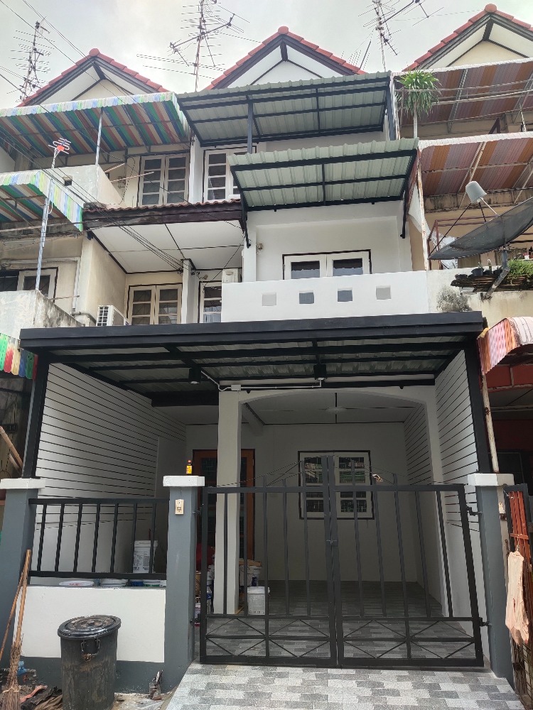 For SaleTownhouseRama 2, Bang Khun Thian : Urgent sale, 3-story townhouse, 1.89 million.