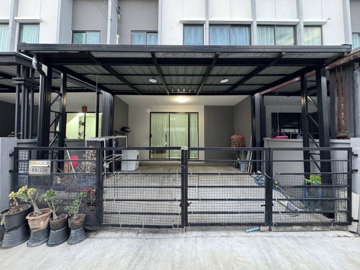 For SaleTownhouseRama5, Ratchapruek, Bangkruai : 🔥Urgent sale🔥 Ready-to-move-in townhouse, located on Ratchaphruek Road, only 600 meters away 🚘 Near Bang Rak Yai BTS Station, 6 km. 🚉🏡 Pleno Ratchaphruek Project