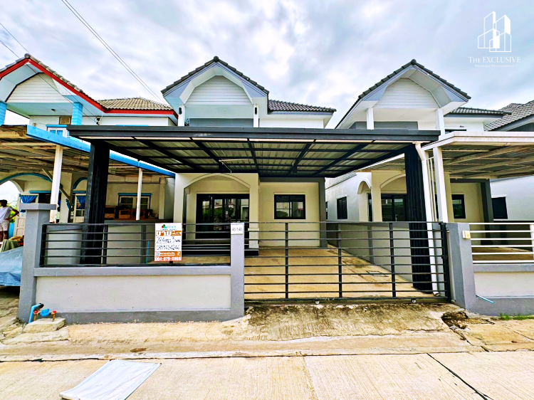 For SaleTownhouseNawamin, Ramindra : Townhouse for sale, Nopburin Village, Minburi, modern style, first hand house, ready to move in. Soi Pracha Ruamjai 17