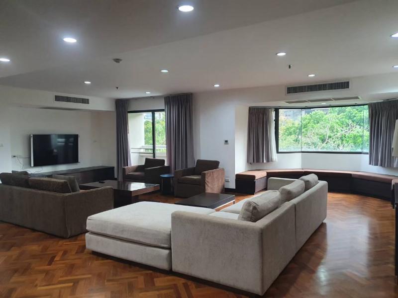 For RentCondoSukhumvit, Asoke, Thonglor : For Rent Baan Suanpetch 3 Bedroom 3 Bathroom 266 sqm