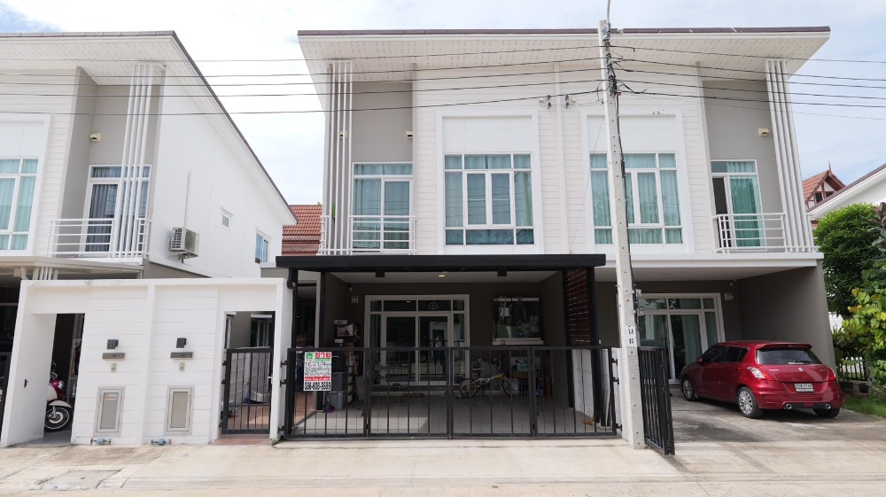 For SaleTownhouseVipawadee, Don Mueang, Lak Si : Twin Townhome for sale, Casa City Don Mueang Songprapa, ready to move in.