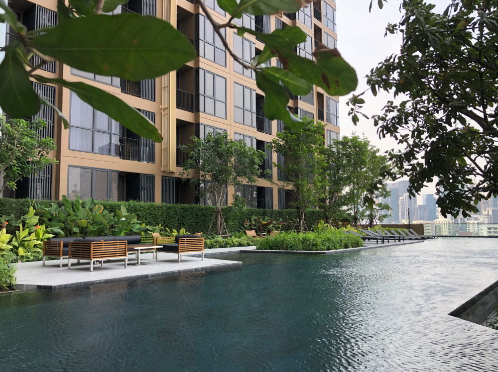 For RentCondoSukhumvit, Asoke, Thonglor : 1 Bed 34.75 sq.m. Closed Kitchen Good Location Close to BTS Thong Lo at OKA HAUS Sukhumvit 36 Condo / For Rent