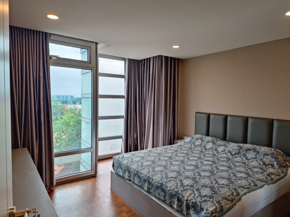 For RentCondoChaengwatana, Muangthong : For rent, Double Lake Condominium, near Muang Thong Thani.