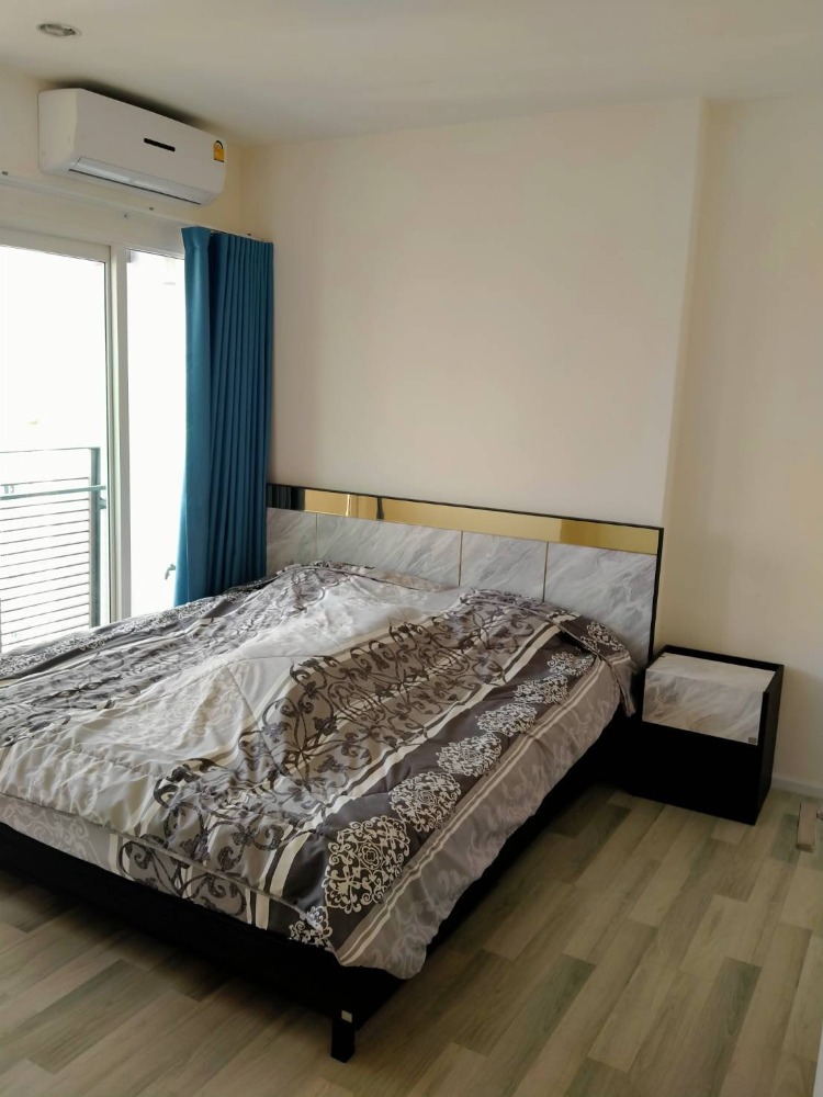 For RentCondoSathorn, Narathiwat : For rent, 2 bedrooms, The Key Sathorn-Charoenrat, 28th floor, Chao Phraya view, beautiful room, can see fireworks all year.