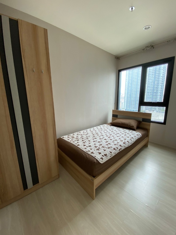 For RentCondoRama9, Petchburi, RCA : 🌻 Condo for rent Life Asoke size 55 sq m. 2 bedrooms, North side, interested in making an appointment to view the room at 0993529495