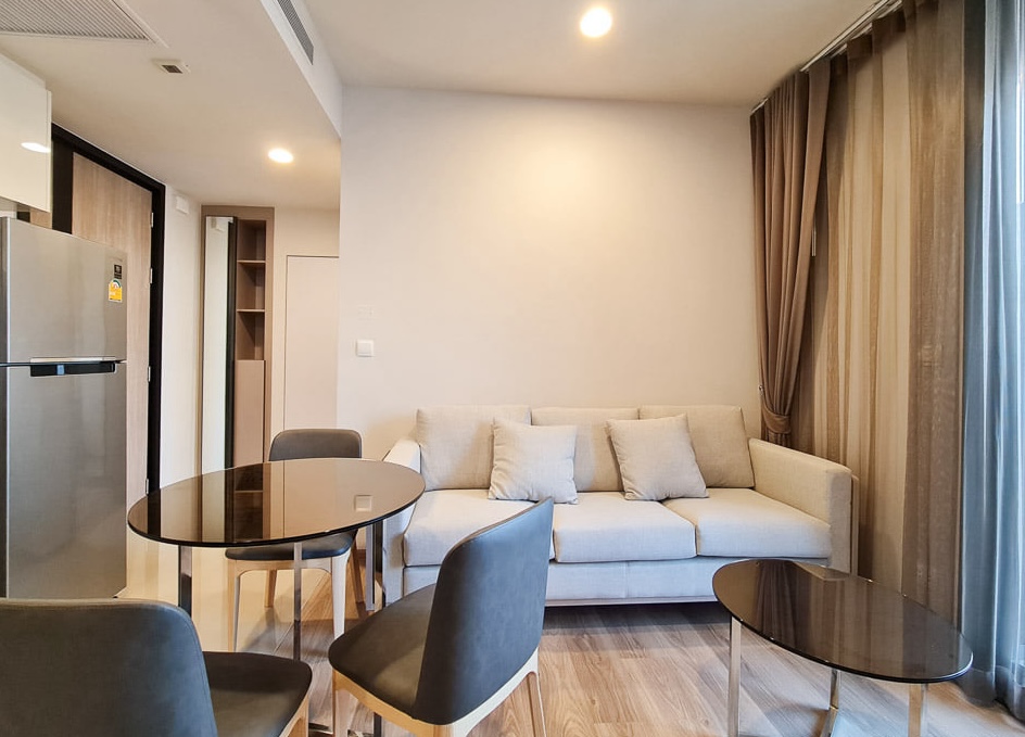 ให้เช่าคอนโดสุขุมวิท อโศก ทองหล่อ : 🌼Oka Haus Sukhumvit 36🌼 2BEDS 1bath pool and city view