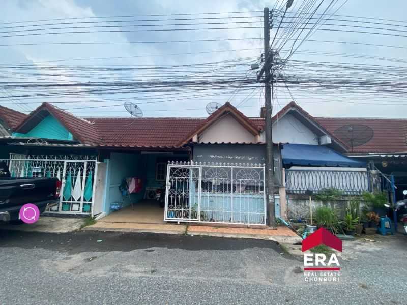 For SaleTownhouseSriracha Laem Chabang Ban Bueng : Townhouse for sale, near community, Chaithong Villa Village