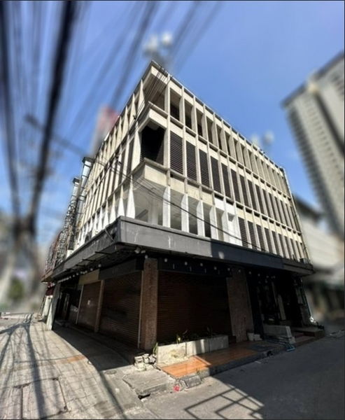 ให้เช่าร้านค้า ร้านอาหารสุขุมวิท อโศก ทองหล่อ : For Rent Bangkok Shophouse Sukhumvit BTS Asok MRT Sukhumvit Watthana BRE20259