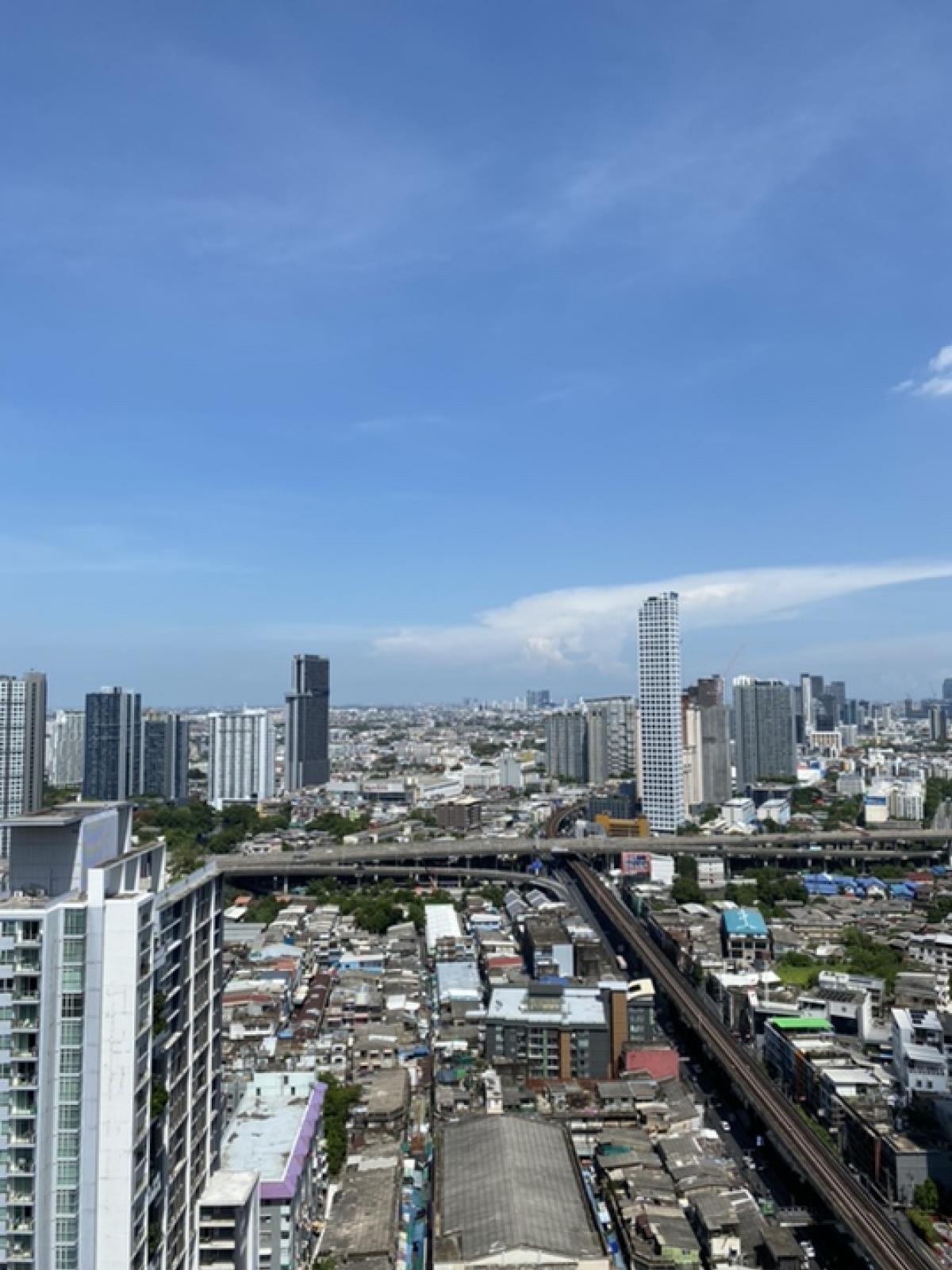 ให้เช่าคอนโดอ่อนนุช อุดมสุข : Rent skywalk 17,000baht 30th 40sqm