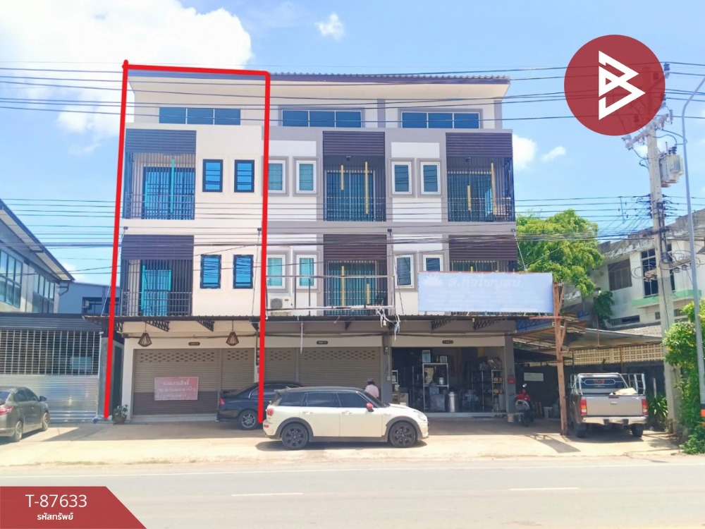 For SaleShophouseSamut Songkhram : Commercial building for sale, 3 floors, area 31.4 sq m, Ekachai Road, Lat Yai, Samut Songkhram.