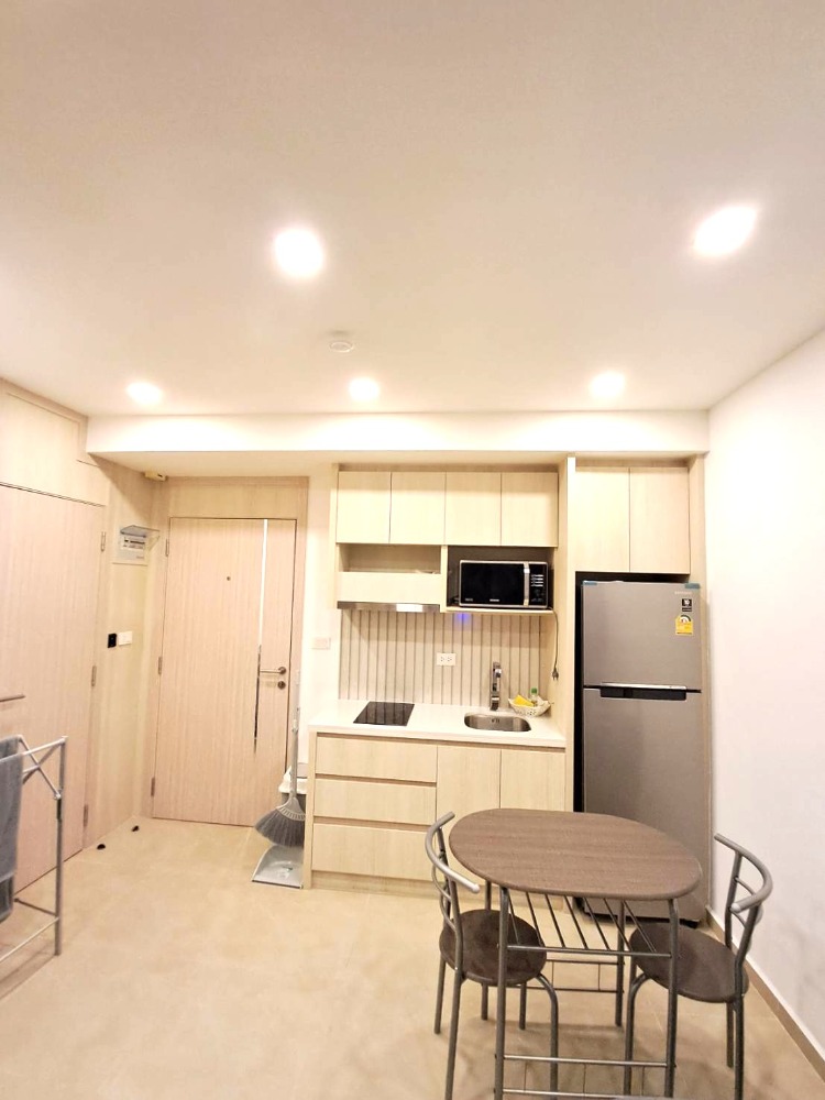 For SaleCondoPattaya, Bangsaen, Chonburi : Luxury Condo!! Earn Money !!! All years In the heart of Pattaya, the most popular area that tourists from all over the world must visit!!! Available for daily rental year-round!! For sale: Olympus City Garden Condo