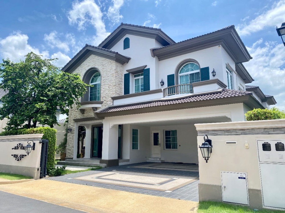 For SaleHouseKasetsart, Ratchayothin : For sale detached house 4 bedrooms at Nantawan Ramintra-Paholyothin 50 Luxury House near Fashion Island Fully furnished Ready to move in Sale 27,900,000 THB