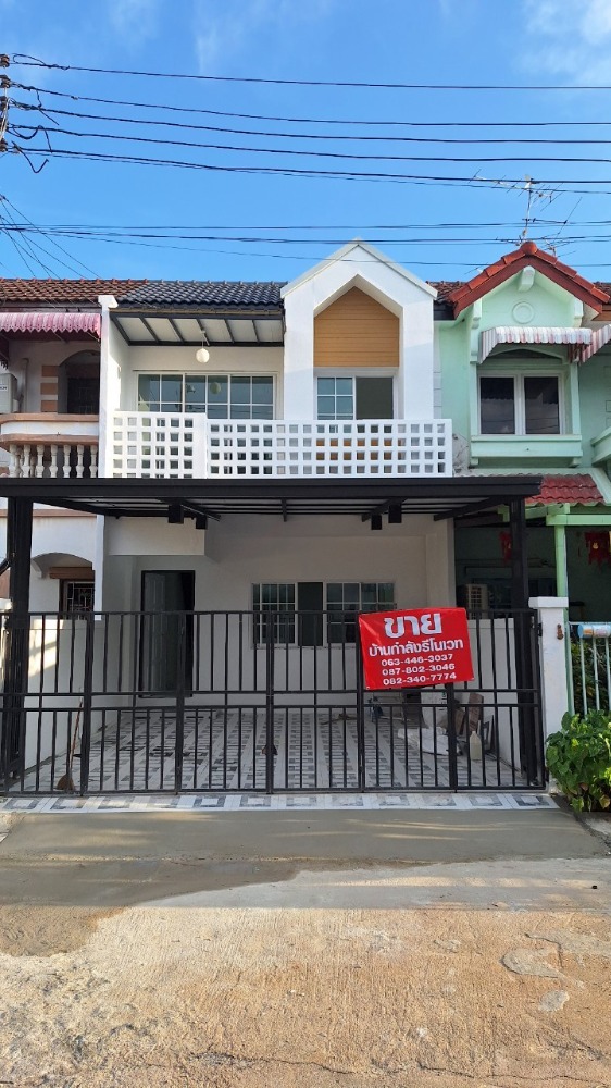 For SaleHouseBang kae, Phetkasem : Urgent sale, Townhouse, Kasem Suk Village, Petchkasem 53, near MRT Lak Song, The Mall, 10 minutes.