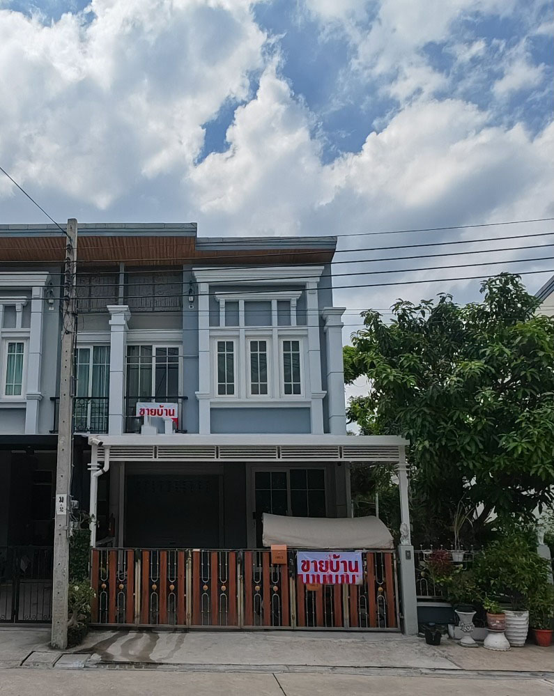 For SaleTownhouseKaset Nawamin,Ladplakao : A9240667 For sale: Golden Town 3 Lat Phrao-Kaset Nawamin, size 25 sq m.