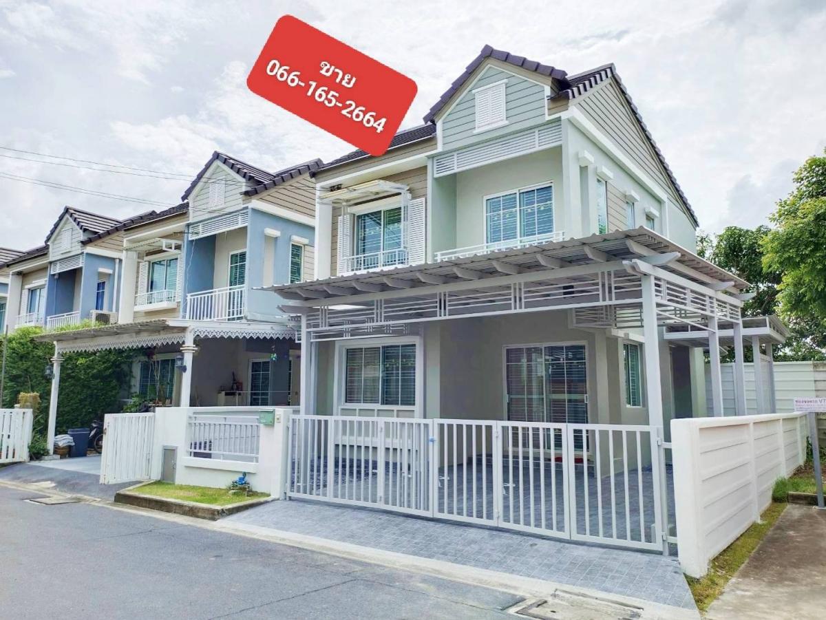 For SaleHouseSamut Prakan,Samrong : (Price reduction) 💥Selling a newly renovated house, The Village Bangna-Wongwaen 1, a house on the edge, fully furnished, ready to move in, good location near the Kanchanaphisek Ring Road, near Mega Bangna, 10 minutes.