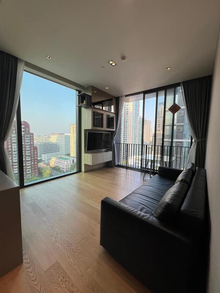 For RentCondoWitthayu, Chidlom, Langsuan, Ploenchit : ❖ Prime location ❖ 10+ floor, 74.00 sq.m. | 2 bedrooms, Partly Furnished, City view | Condo near Central Chidlom 210 m., BTS Chidlom 400 m.