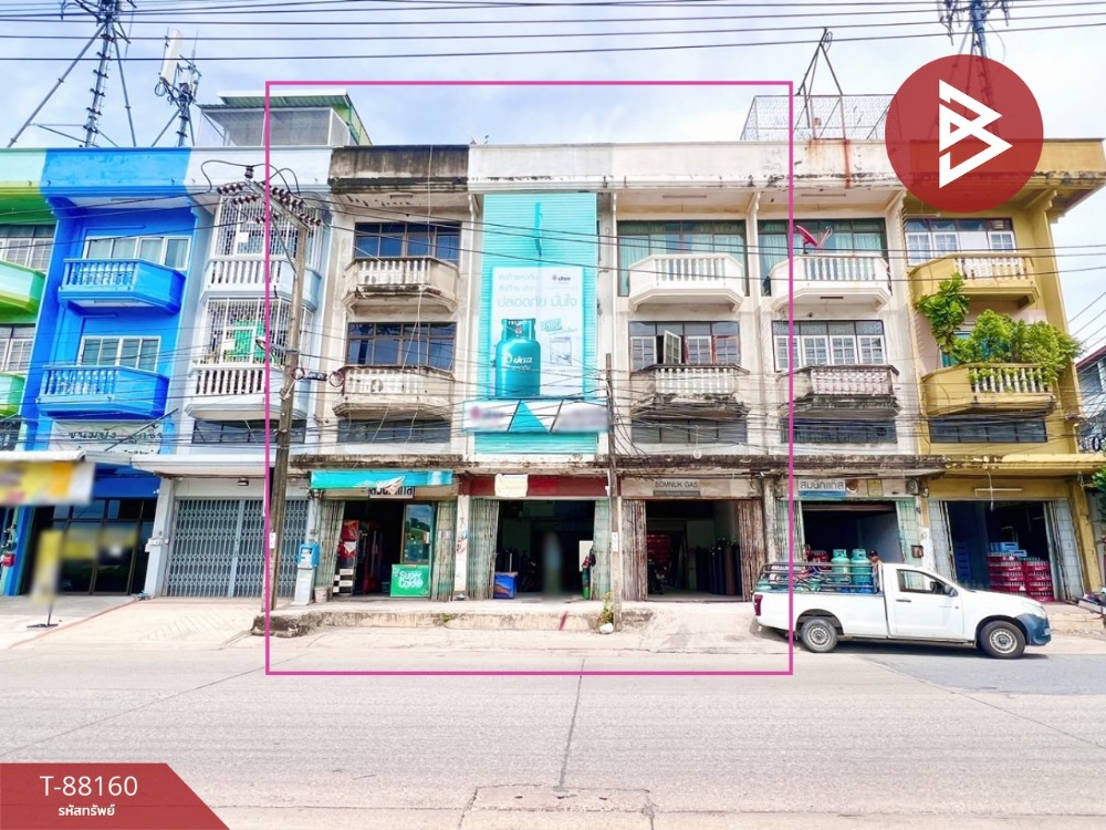 For SaleShophouseSamut Prakan,Samrong : Commercial building for sale, 3 and a half floors, area 59.6 square meters, Phra Pradaeng, Samut Prakan.