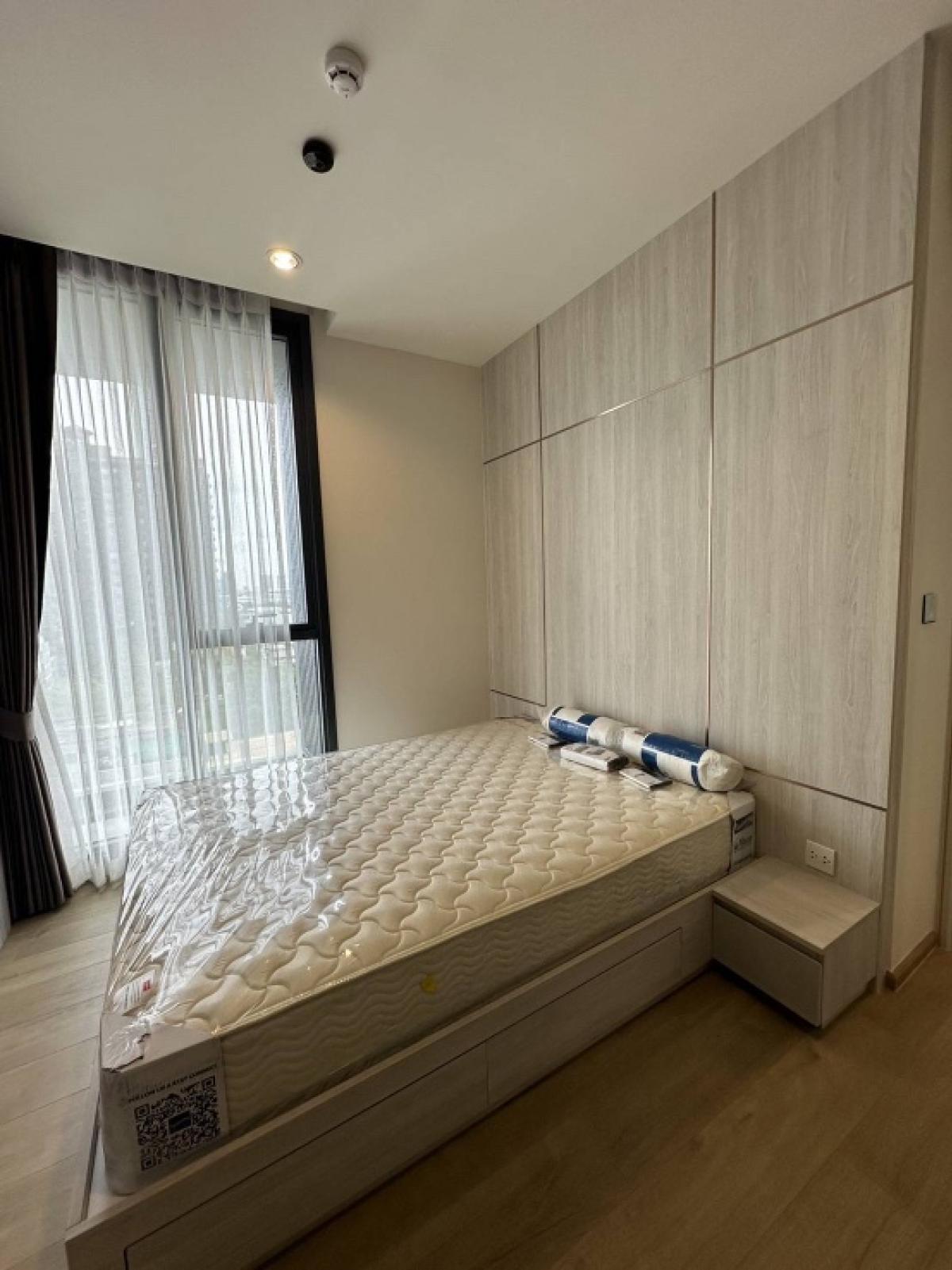 For RentCondoRatchadapisek, Huaikwang, Suttisan : For Rent Condo for rent, Quinn Sukhumvit 101, next to BTS Punnawithi, 1 bed 35 sq.m, price 23,000 baht/month, new room, never rented out.