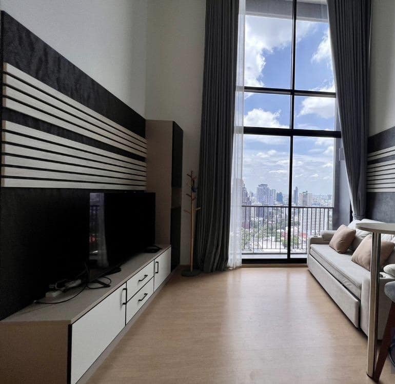 For RentCondoSukhumvit, Asoke, Thonglor : Condo for rent MARU Ekkamai 2, approximately 450 m. from BTS Ekkamai