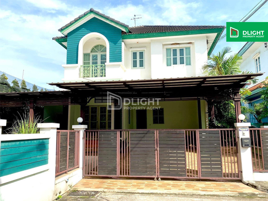 For SaleHouseMin Buri, Romklao : Urgent sale! Selling a corner house, Wararom Village, Minburi, 79 sq m., 3 bedrooms, 3 bathrooms, 1 parking space, price only 6.79 million baht, corner room, near the BTS Orange and Pink lines, ready to move in immediately!