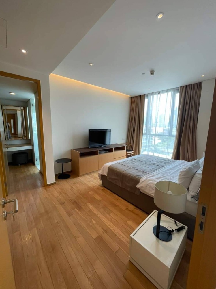 For RentCondoSukhumvit, Asoke, Thonglor : ● Prime Location ● 05++ floor 95.99 sq.m. | 2 beds 2 baths | near Rain Hill 2 mins, Market Place Thong lhor 4 mins, Science Center for Education 4 mins